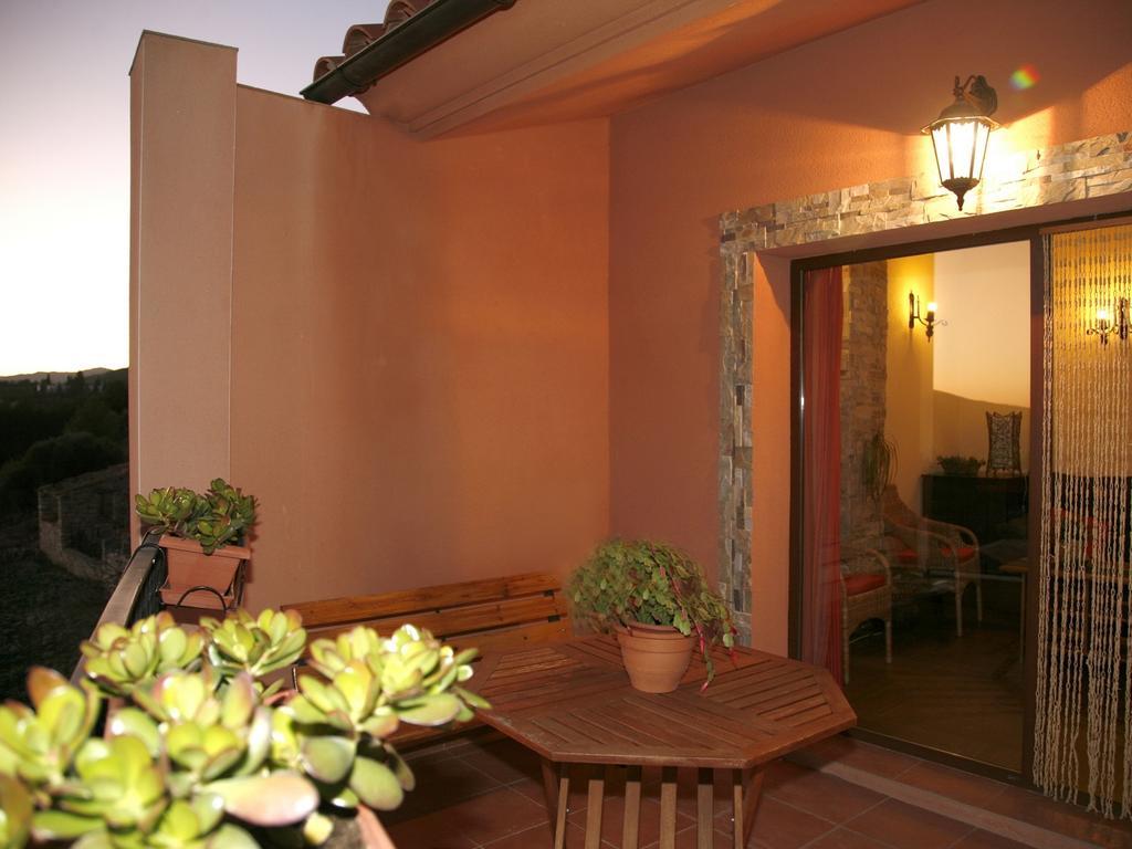 Casa Rural El Planet De Maella Casa Rural En Castellon Casa Rural Con Jacuzzi Casa Rural En Xert Casa Rural Cerca De Morella Chert 部屋 写真