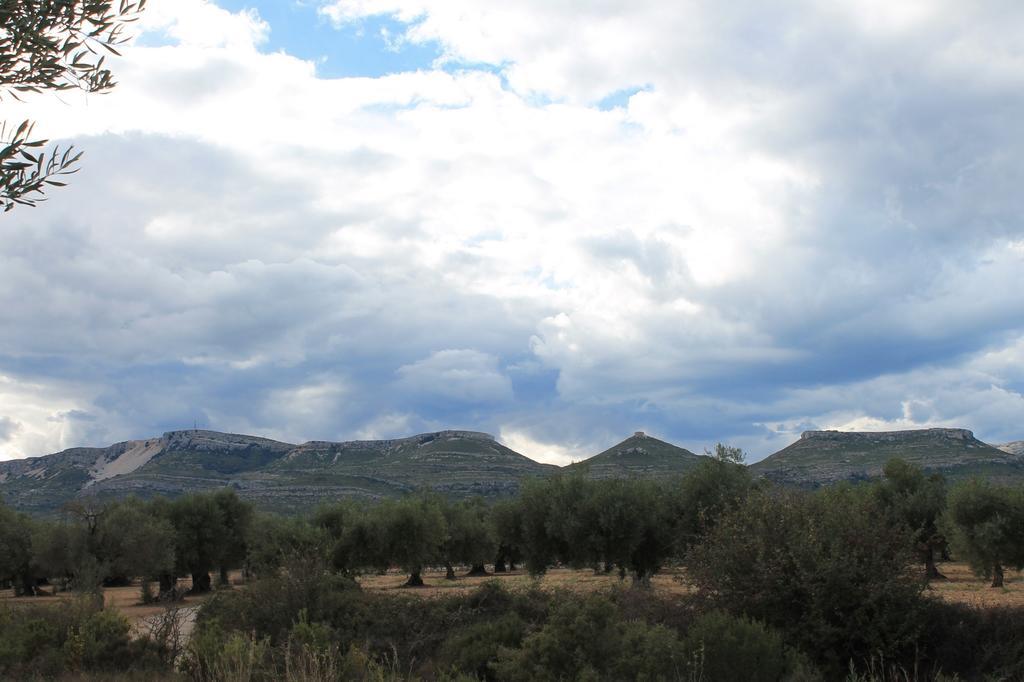 Casa Rural El Planet De Maella Casa Rural En Castellon Casa Rural Con Jacuzzi Casa Rural En Xert Casa Rural Cerca De Morella Chert 部屋 写真